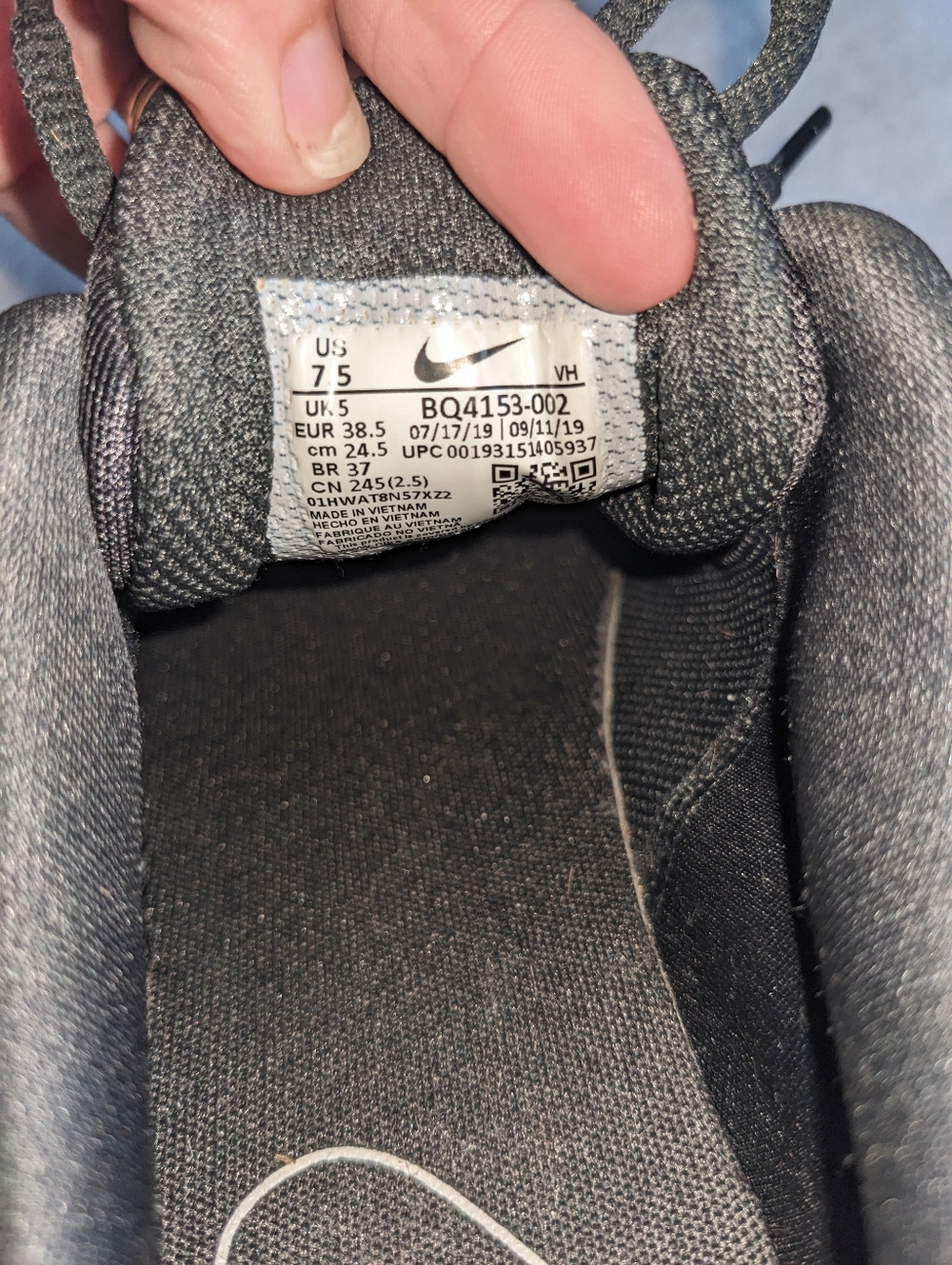 Nike Women's Sneakers - Picture 10 of 13